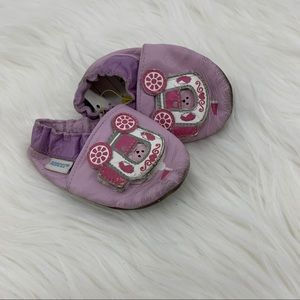 Robeez Slip on Shoes Peek-A-Boo Carriage 0-6 mo